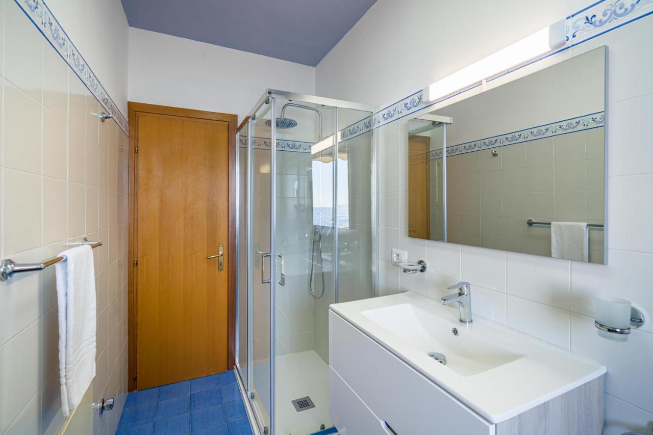 شقة Loft Balcone Sul Mare يتوجاني المظهر الخارجي الصورة