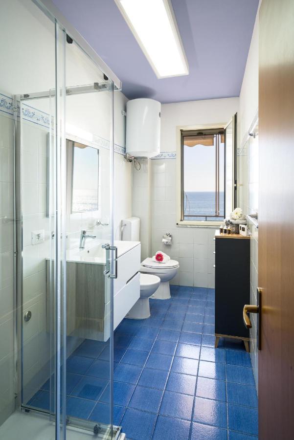 شقة Loft Balcone Sul Mare يتوجاني المظهر الخارجي الصورة
